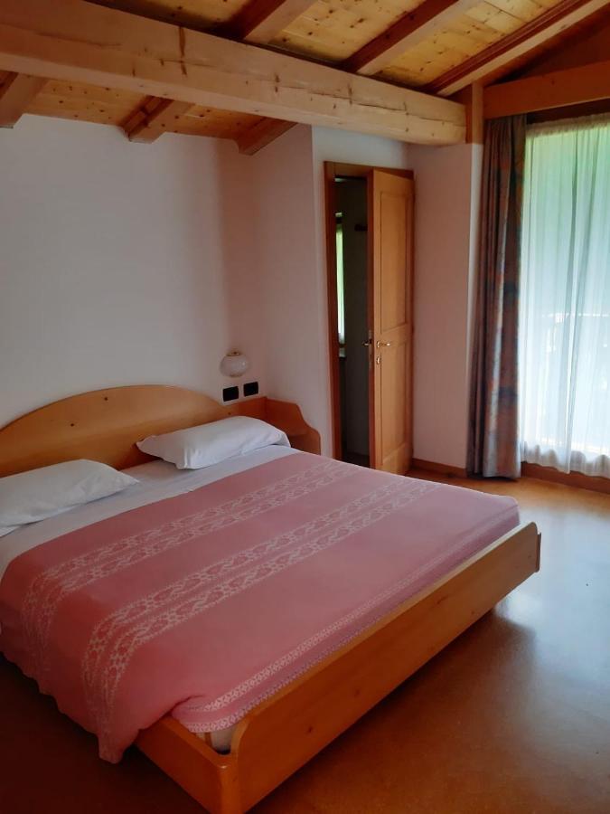Albergo Scoiattolo Tret المظهر الخارجي الصورة