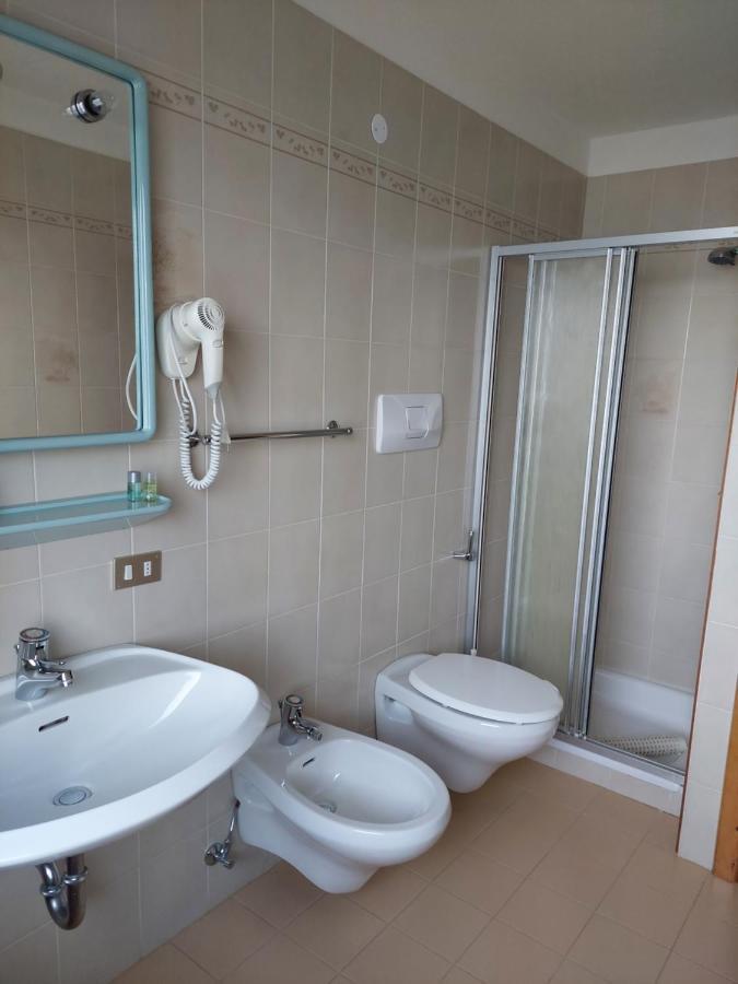 Albergo Scoiattolo Tret المظهر الخارجي الصورة